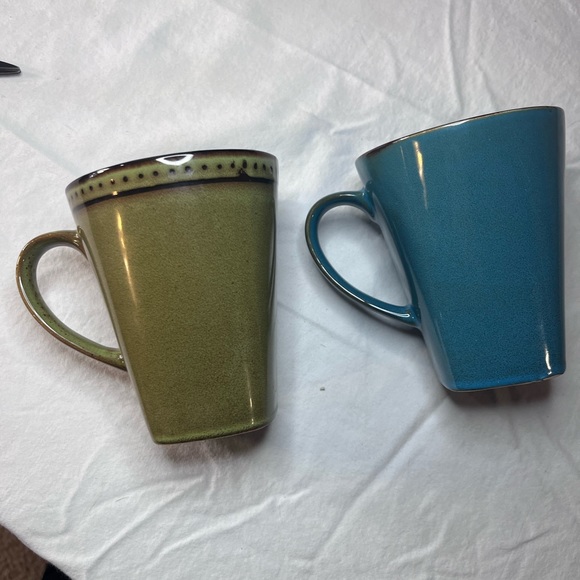 Coffee Mugs by Mulberry Home Collection - Picture 3 of 7